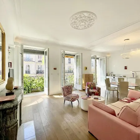 Apartment Parisian 2 Bedrooms Montorgueil 090 *