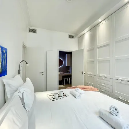 Parisian 2 Bedrooms Montorgueil 090 Paris